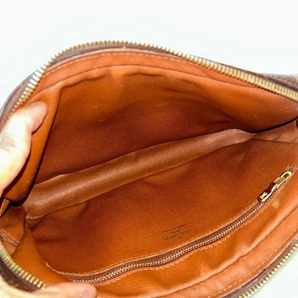 Vintage LOUIS VUITTON Monogram Marly Dragonne GM Clutch Bag  Brown Authentic